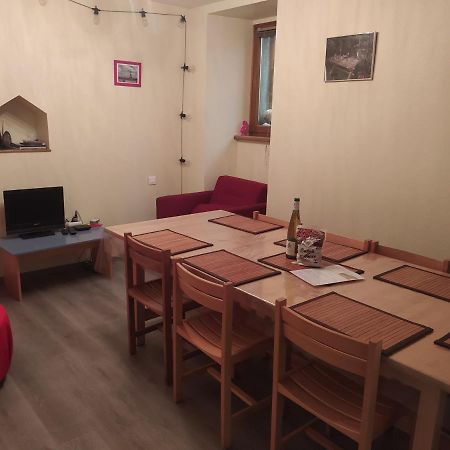 فيلا Chey Mybam, Agreable Maison Au Centre De سليستا المظهر الخارجي الصورة
